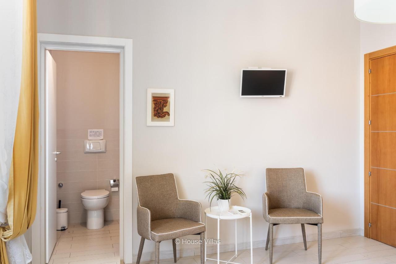 Il 49 Rooms Noto Bagian luar foto